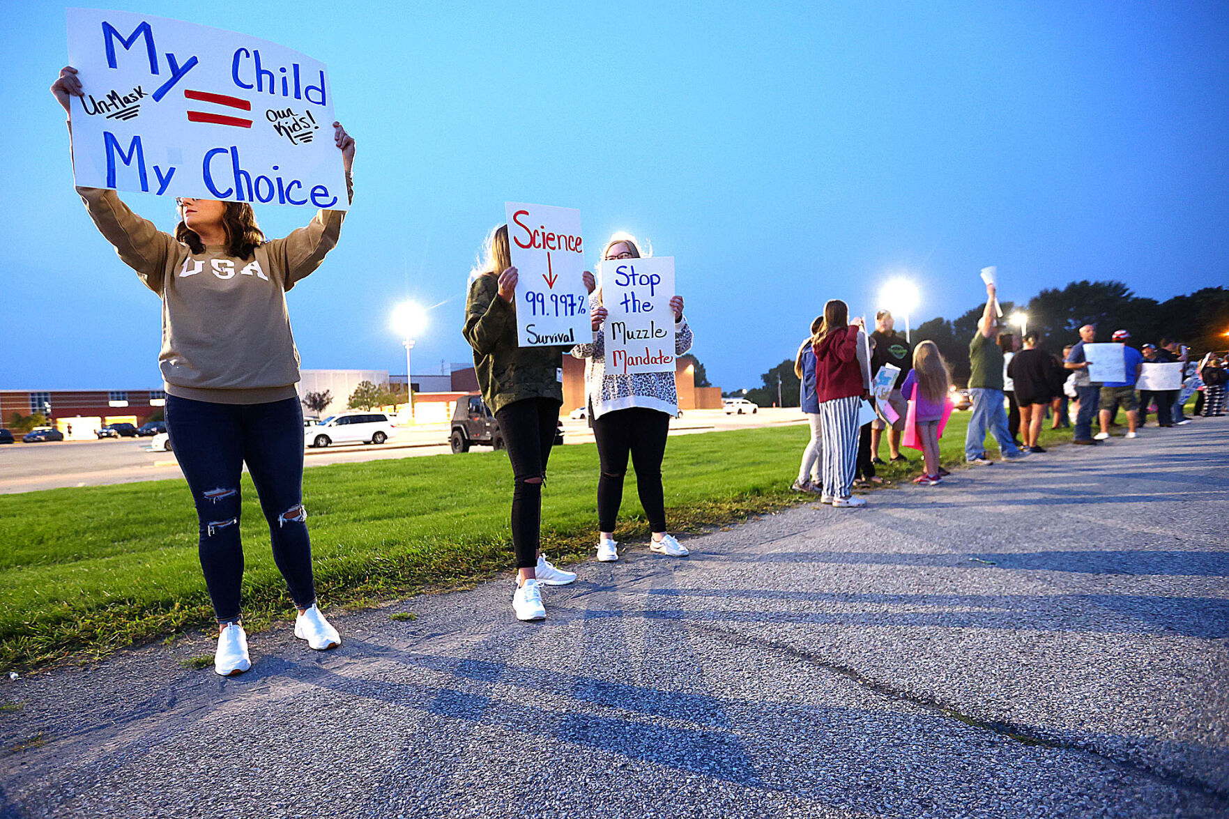 Parents, students protest Western mask mandate